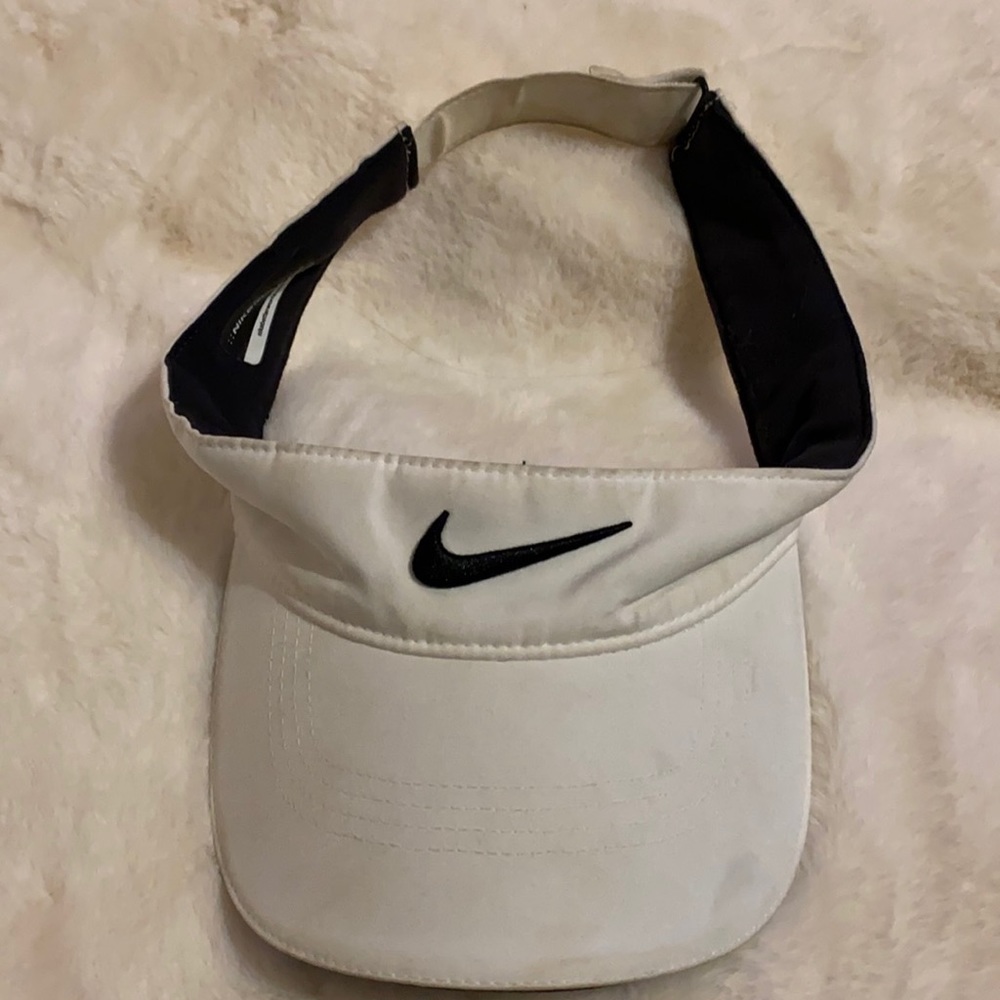 Nike Golf visor, white